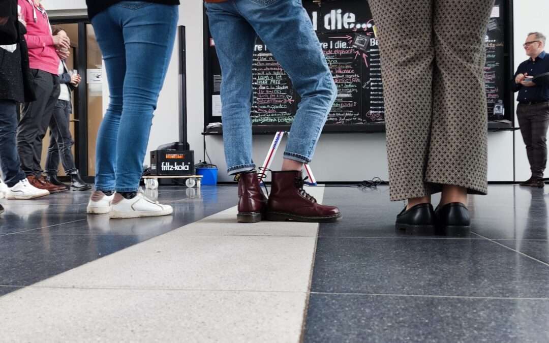 Eröffnung der „Before I Die“-Wand